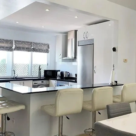 Apartment Enjoy El Presidente Penthouse Estepona